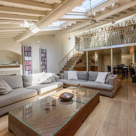 Botero Loft Design Penthouse Apartment Pietrasanta