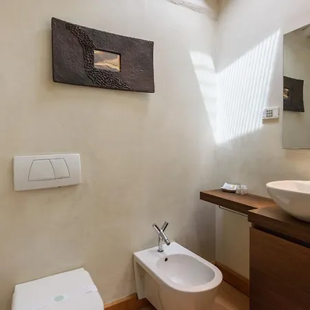 Golden Luxe - Botero Loft Design Penthouse Апартаменты *