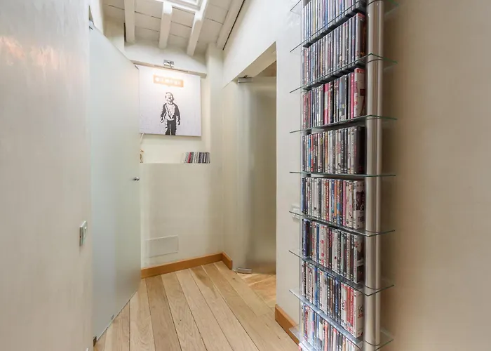 Golden Luxe - Botero Loft Design Penthouse Apartamento Pietrasanta